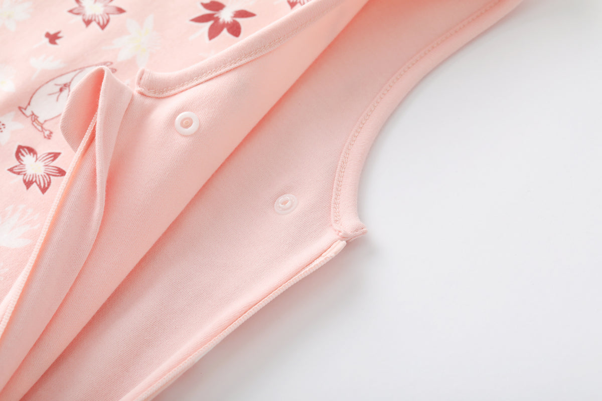 Vauva x Moomin FW23 - Baby Girls Moomin All Over Print Cotton Sleeping Bag (Pink) product image 4